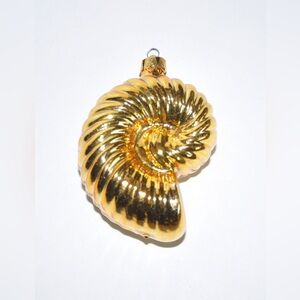 Christopher Radko Early 1988 “Medium Nautilus” Christmas Ornament Seashell Gold